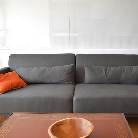 Stylish Well-connected Beachfront Flat Walencja