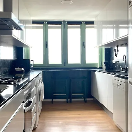 Stylish Well-connected Beachfront Flat Apartament Walencja