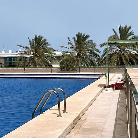 Apartament Stylish Well-connected Beachfront Flat Walencja